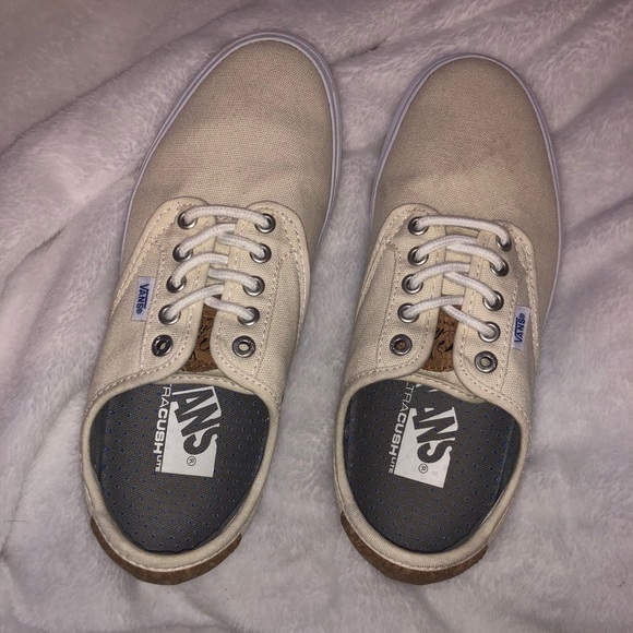 vans chino shoes